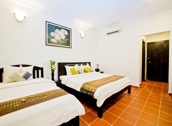 Boutique Triple Room